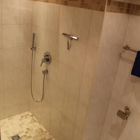 Barbara * Sankt Johann in Tirol